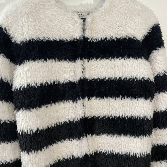 Last Chance! New Alice + Olivia Fawn Striped Faux Fur Jacket Black White M $395 - Picture 5 of 8